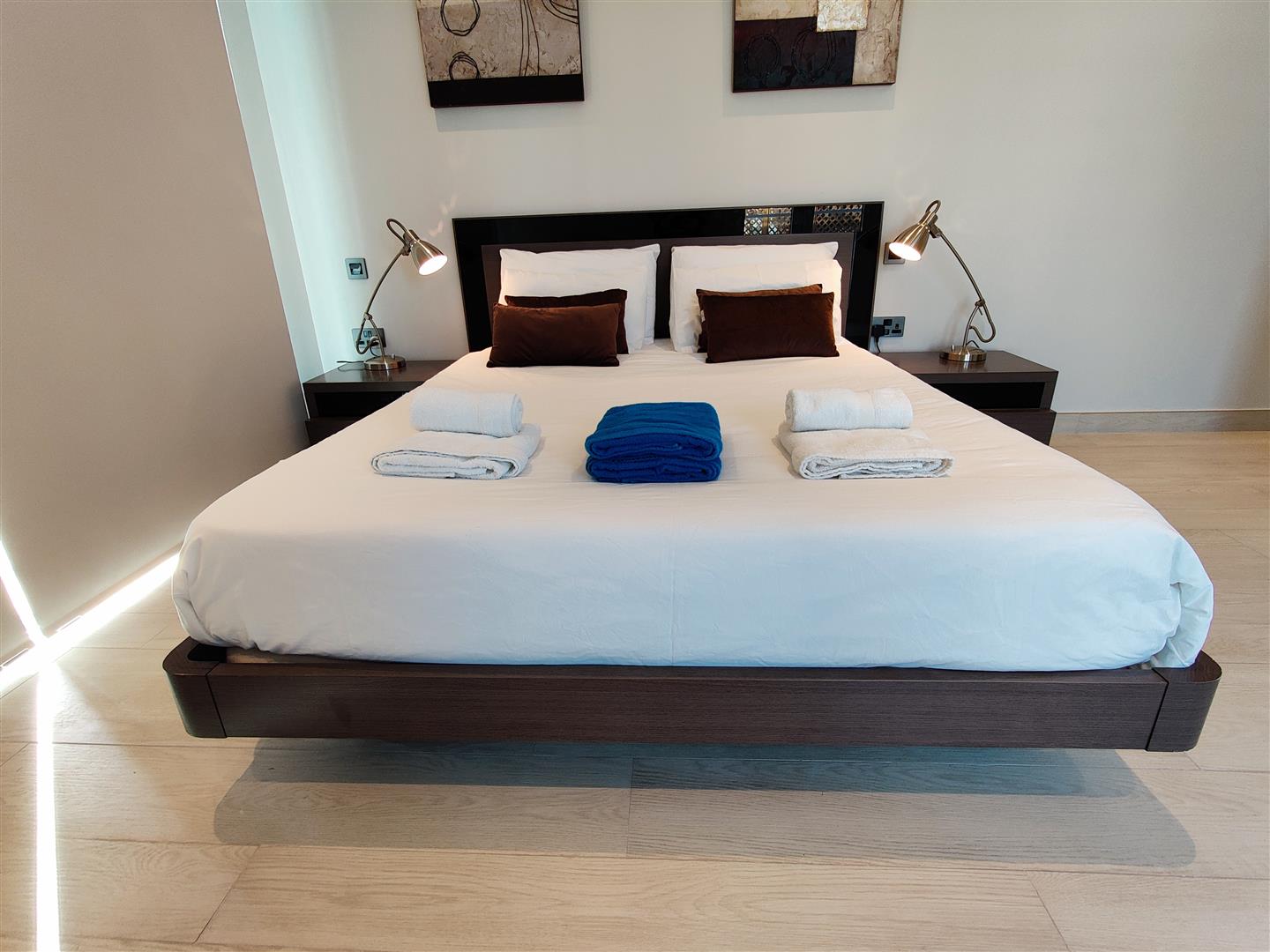 Image of Apartment - 2 Bedrooms - 2 Bathrooms for Sale in Marina Club-Gibraltar, Image 21